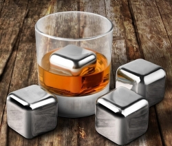 Reusable Stainless Steel Whiskey Chilling