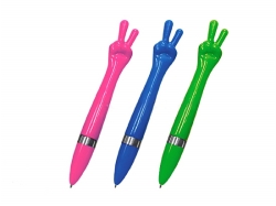 Finger Plastic Ballpoint Pen Made in China