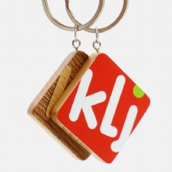 Wooden Keychain in OEM shape and imprinting logo for promotin